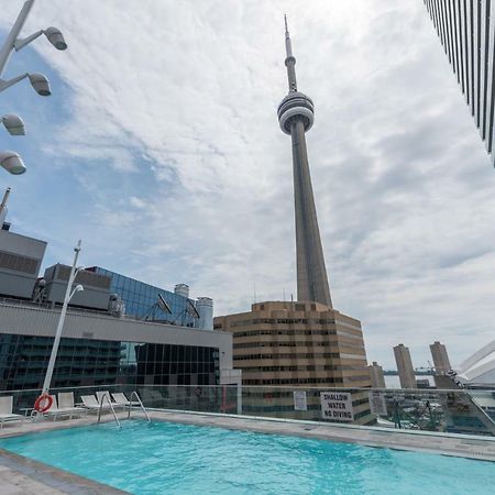 Luxury Condo On Cn Tower Toronto Exterior photo