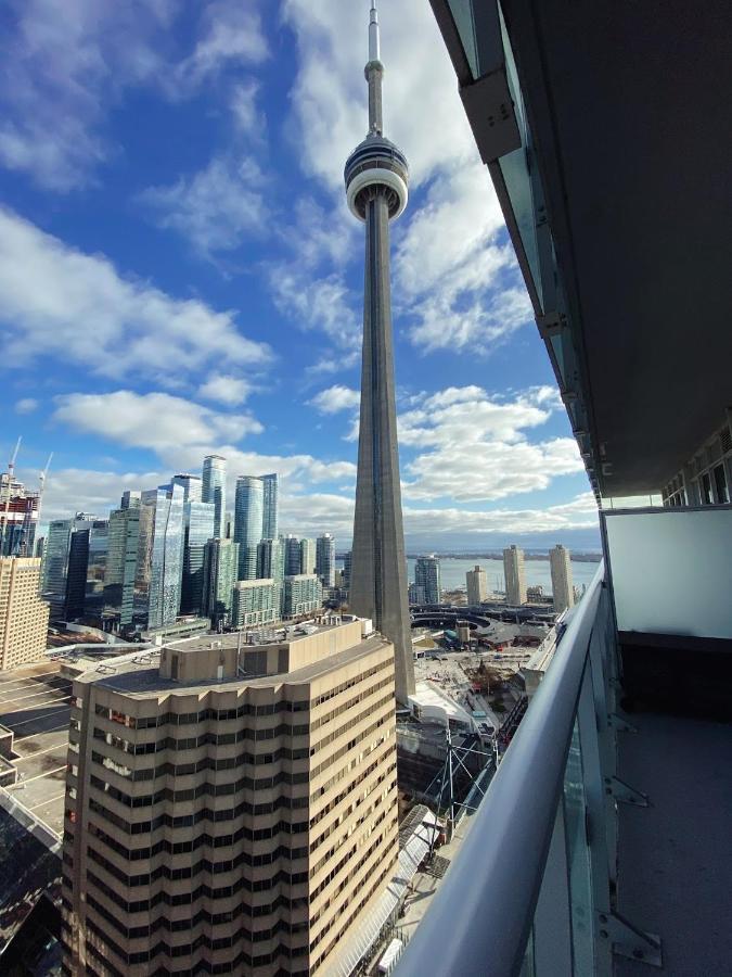 Luxury Condo On Cn Tower Toronto Exterior photo